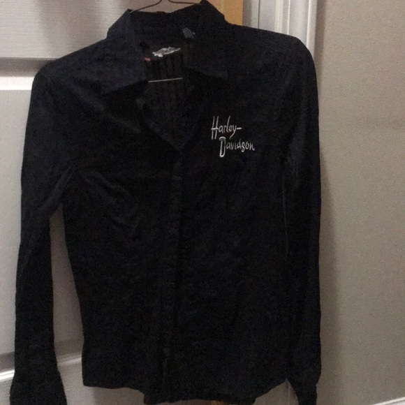 Harley-Davidson Tops - Women’s Harley Davidson button up shirt